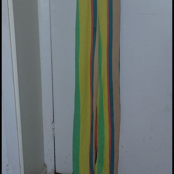 Clothes - Picture 2 of 3